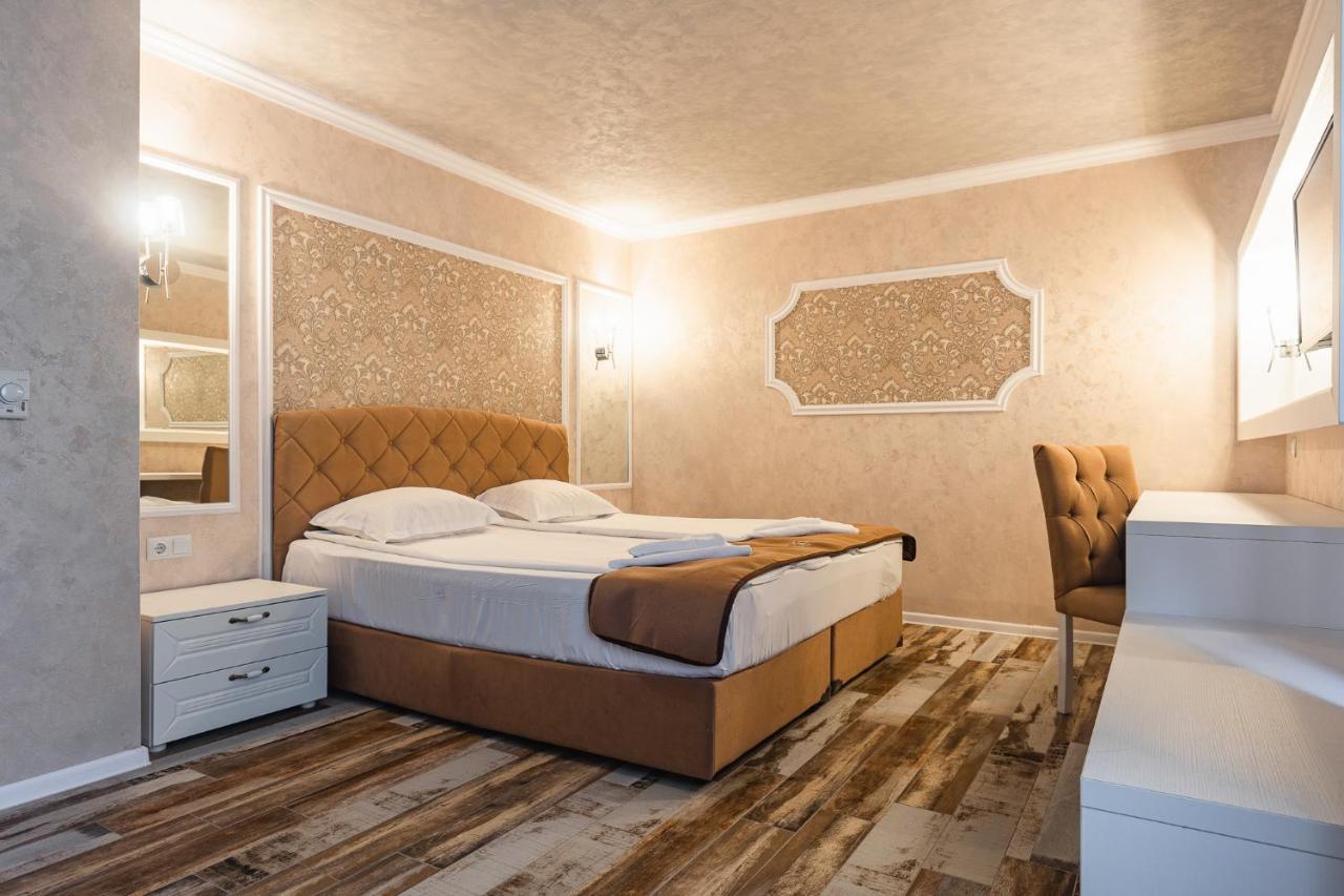 סאני ביץ' Hotel Baikal מראה חיצוני תמונה