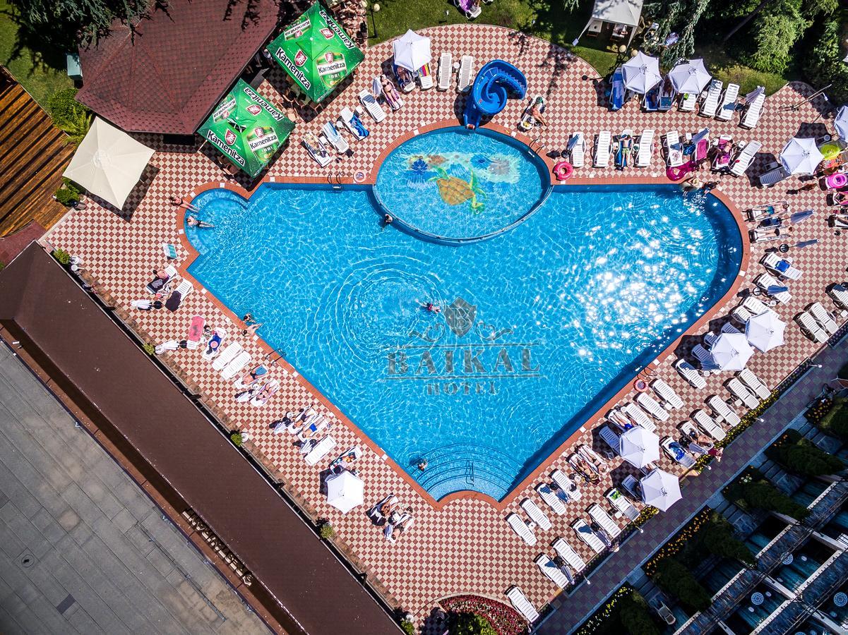 סאני ביץ' Hotel Baikal מראה חיצוני תמונה